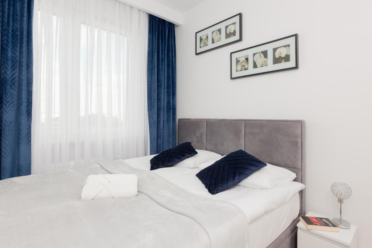 Warsaw Kotsisa Apartments With Parking By Noclegi Renters Buitenkant foto