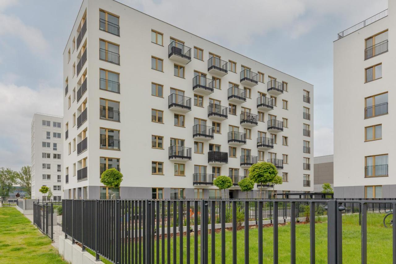 Warsaw Kotsisa Apartments With Parking By Noclegi Renters Buitenkant foto
